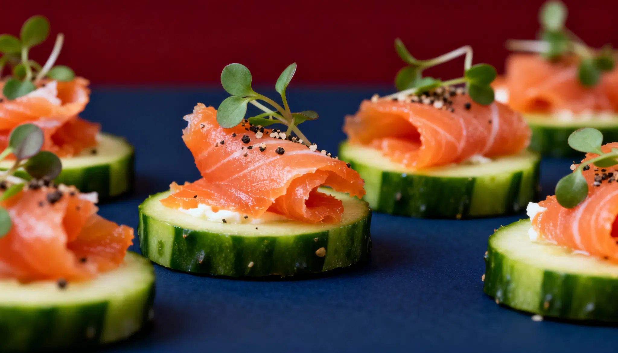 smoked salmon cucumber bites